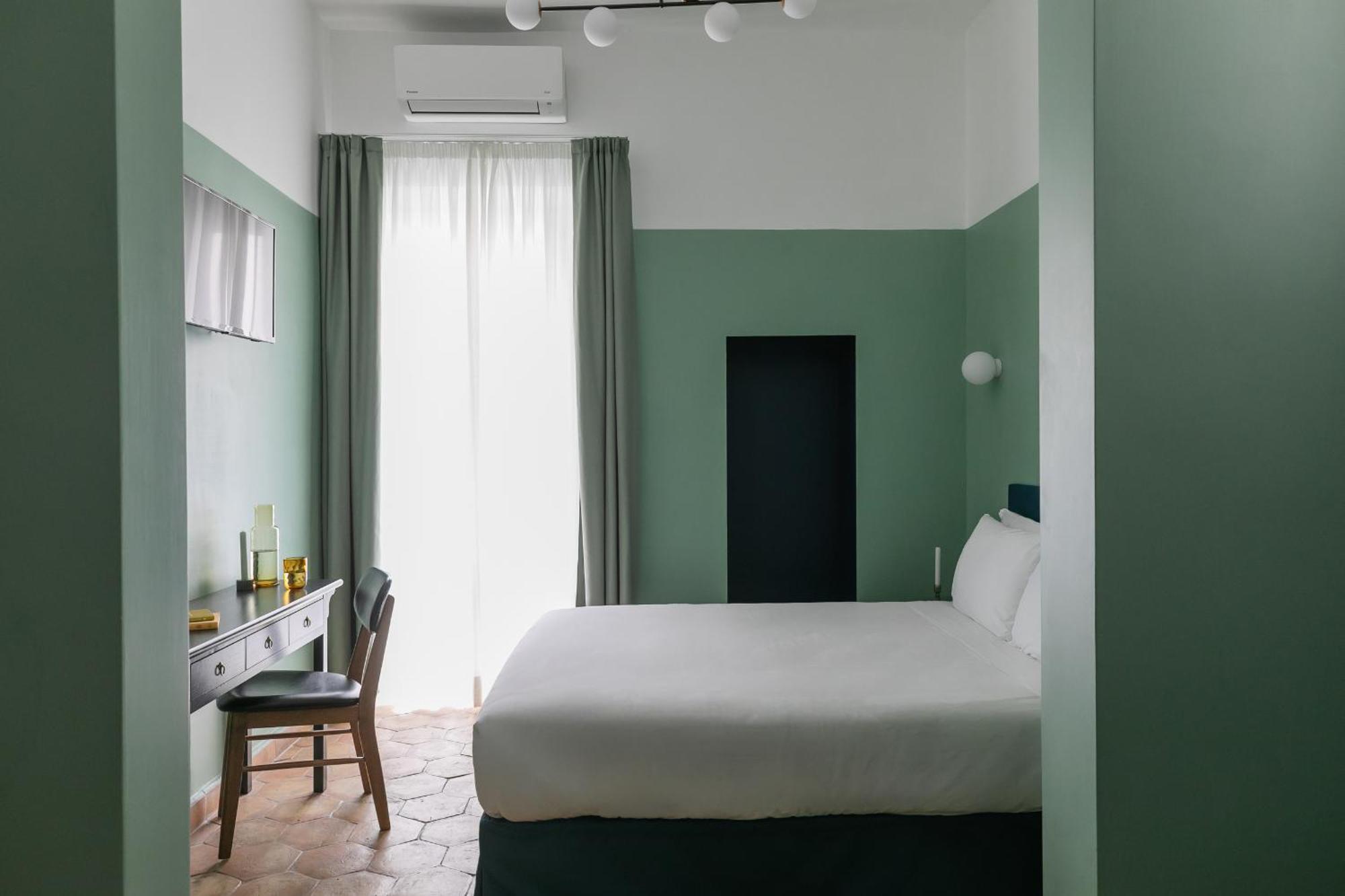 Navona Governo Vecchio Bed & Breakfast 2*